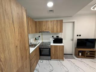 Elegant 1br Apt with balcony - Al Maryah Vista 1 - Abu Dhabi - 1