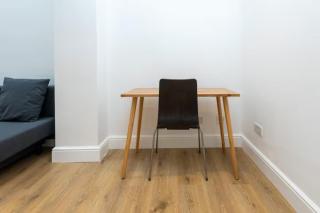 Newly Renovated 1BD Flat - Camden - London - 4