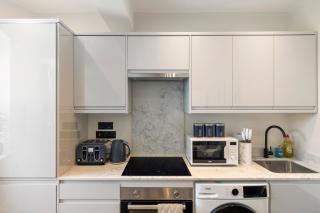 Kew View Suite 2BR Sleeps 9, Walk to Tube & Sights - Richmond upon Thames - 4