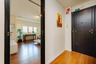 Rent4Rest Lisbon Family & Friends apartment in Roma Avenue - 9