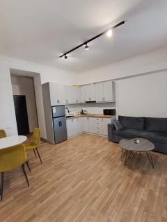 One bedroom apartment in the small center - Erevan - 8