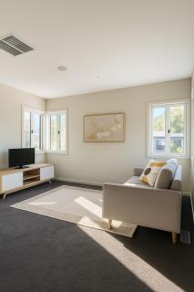 Heart of Healesville - Yarra Valley, Rural Victoria - 1