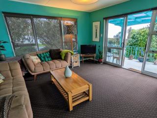 Sunny, Bright & Warm - One Bay View - Nelson - 7