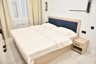 QUT Hotel - Almaty - 4