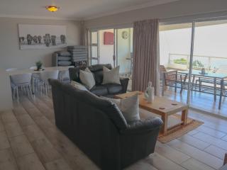 Long Island 51, Dolphin Coast by Euphoric Leisure - Ballito - 3