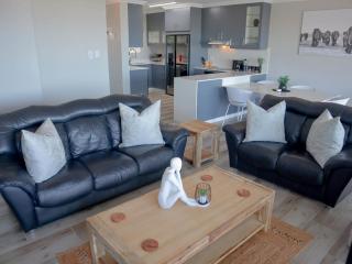 Long Island 51, Dolphin Coast by Euphoric Leisure - Ballito - 7