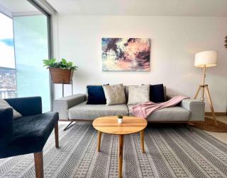Beautiful apt-balcony in La Carolina 70 QLED TV - Quito - 9