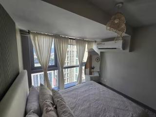 Modern Comfort & Snap Worthy with Pool, Gym & More - Manila - 4