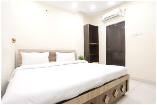 Kashi Nagri Varanasi With Best Facilities and city view - 8