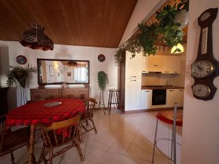 130m2 Apartment 3min Walk to Beach - AC - Il Lupo Affitta - 4