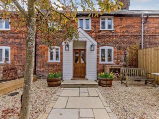 1 Bed in Marlborough 65123 - Fyfield - 0