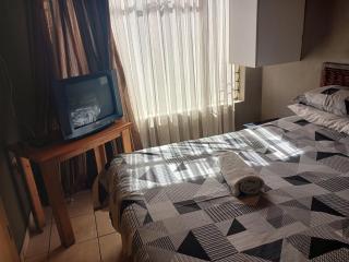Tushiya guest lodge witbank - Witbank - 6