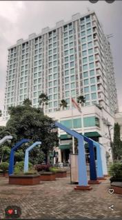 Petra Square Apartemen WIFI Netflix Google TV - Surabaya - 7