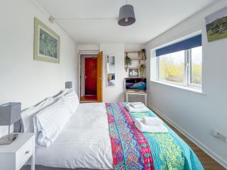 Glastonbury Studio- amazing views and Free Parking - 3