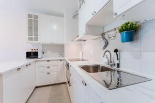 Flex SelfCheckIns 149 - Zagreb - Bedroom - Garage - Loggia - Zagreb - 4