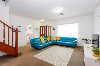 Sunny Stays Holiday Home - 5 min to Fremantle - East Fremantle - 6