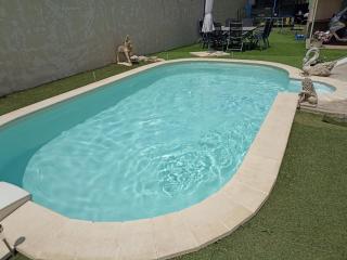 Piscine & douceur en Famille - LʼIsle-sur-la-Sorgue - 0