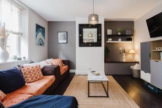 Licata's Apartment - Cirencester - 0