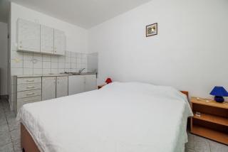 Apartment Irmica - Lukovo Šugarje - 3
