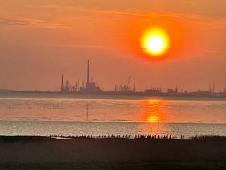 Time out in the old farmhouse - 4