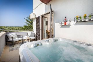 Luxe apartments & rooms Marčeta - Valbandon - 0