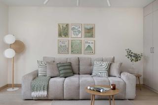 Family Apartment with Air Conditioning with 3 Bedrooms in Cracow by Noclegi Renters - Krakow - 0