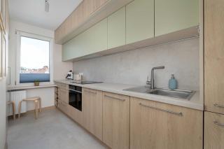 Family Apartment with Air Conditioning with 3 Bedrooms in Cracow by Noclegi Renters - Krakow - 7