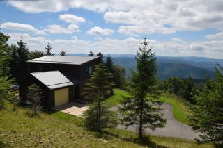 S Westridge View Cabin with Hot Tub & Ski-Shuttle - 3