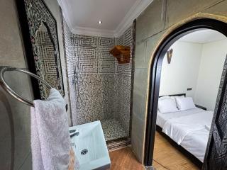 Seaside Cozy Mini Villa Stay - 3