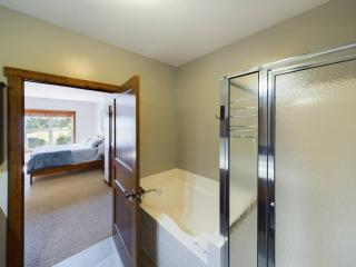 Soaring Eagle Ski-in Ski-out Condo W Hot Tubs - Snowshoe - 3