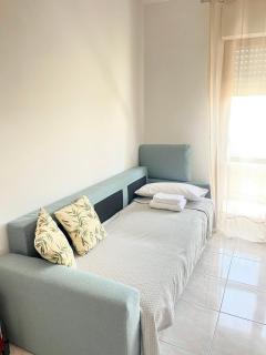 Santa Gilla Flat - 2