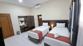 Yuwono Hotel & Villa Malioboro - Sentool - 7
