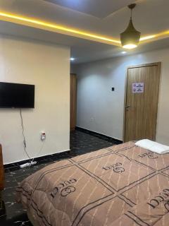 Bellconpet Apartment - Lagos - 6