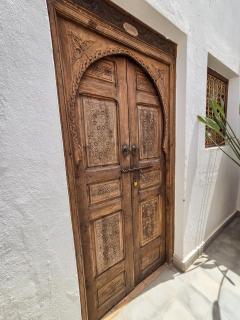 Riad Larbi Khalis - 6