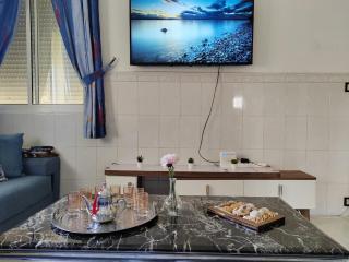 Stylish Coastal Stay with Panoramic Sea Views - Tânger - 6