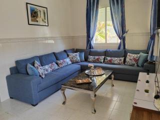 Stylish Coastal Stay with Panoramic Sea Views - Tânger - 5