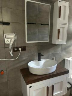 Nino Ratiani's Guesthouse - 9