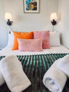 4-Bed Work Retreat | Dover | Wi-Fi & Parking - 8