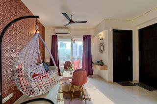 Whispering Willows by Royal rooms - Noida - 8