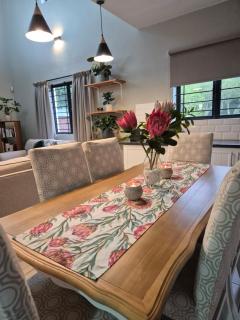 Courtleigh Cottage - Hilton - 1
