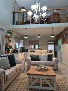 Courtleigh Cottage - Hilton - 5
