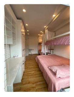 Suitable for friends and family - - 6