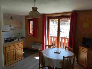 Studio Cabine 4/5 pers 2* avec Balcon Plein Sud et Parking - Centre de Valloire, Proche Remontée - FR-1-263-449 - Valloire - 4