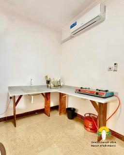 Zanzllywood Hotel and Apartments - Marumbi - 6