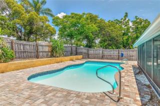 Lone square - Clearwater - 2