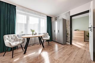 Ciemnozielony Apartament 3city w Gdyni Niedaleko Plaży by Noclegi Renters - Gdynia - 4