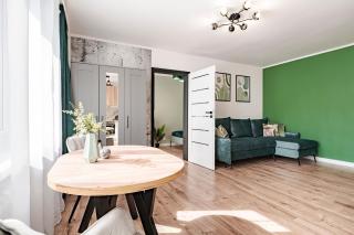 Ciemnozielony Apartament 3city w Gdyni Niedaleko Plaży by Noclegi Renters - Gdynia - 3