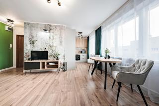 Ciemnozielony Apartament 3city w Gdyni Niedaleko Plaży by Noclegi Renters - Gdynia - 2