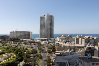 Luxury 4BR Penthouse 360 Sea Views Bat Yam - Bat Yam - 2