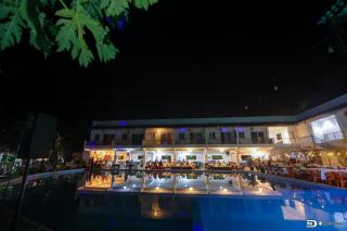 Hôtel Restaurant Piscine Vatobe - Mahajanga - 1